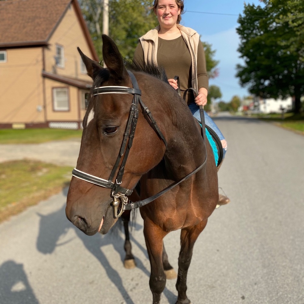 Meet your Posher, Lani